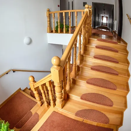 Szálloda Hotel Posada Râmnicu Vâlcea